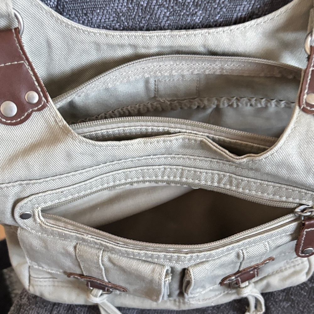 Stylish Tan and Brown Women's Shoulder Bag - Picture 7 of 9